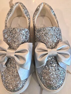 J Adams Wally Bride Silver Glitter Bow Sneakers Size 8 Wedding Shoes Sparkle